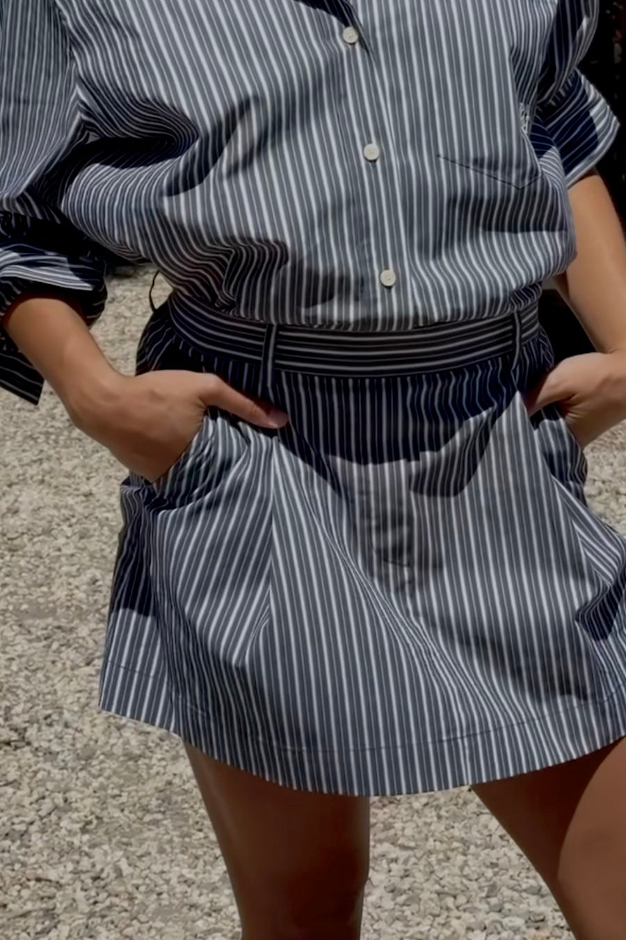 SWINLEY SKORT - NAVY STRIPE